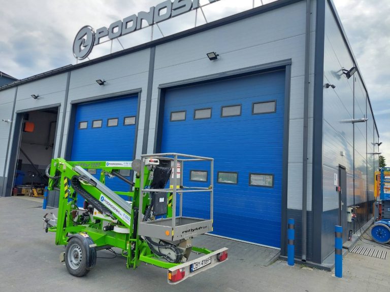 Podnośnik na Przyczepie Niftylift 120T używany LB549