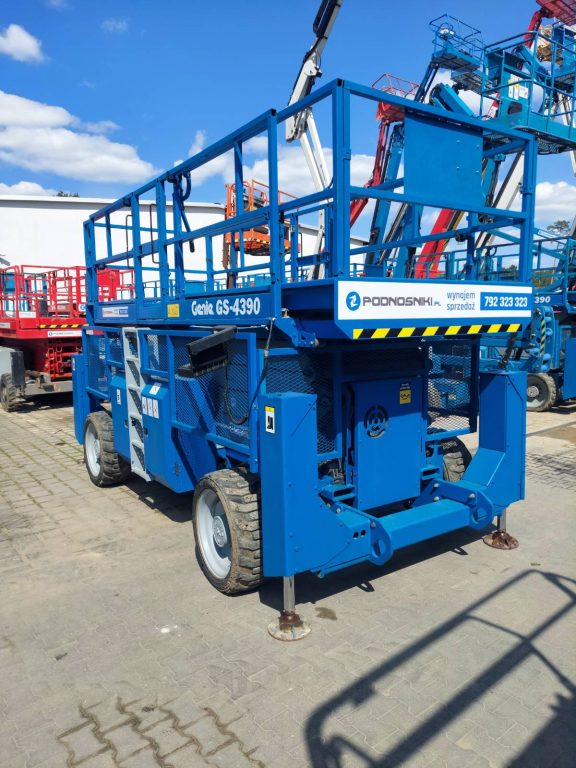 Podnośnik Nożycowy Genie GS-4390 RT używany LB223